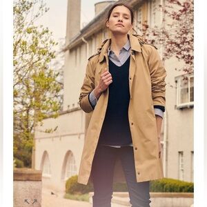 Barbour Millie Tartan Collection Women’s Trench Coat, Size 4. Waterproof